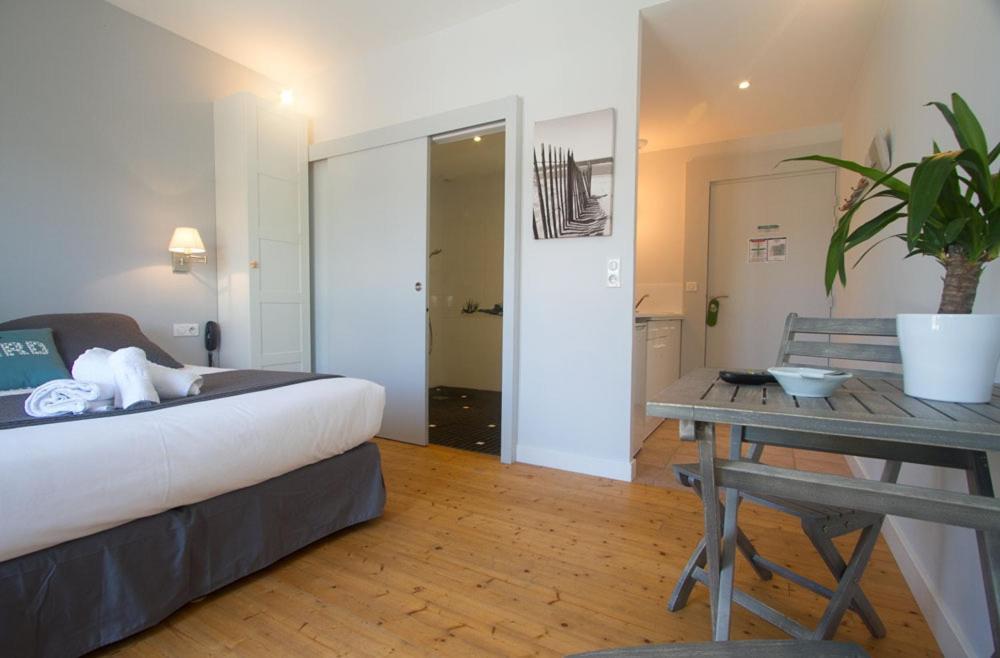 Hotel Le Vert Bois โดลุส โดเลรง ภายนอก รูปภาพ